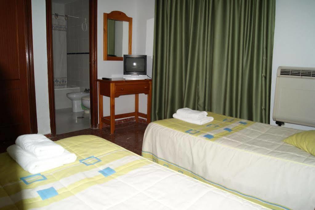 Hotel Al-Andalus Peal, En Cazorla Comarca Peal De Becerro ภายนอก รูปภาพ